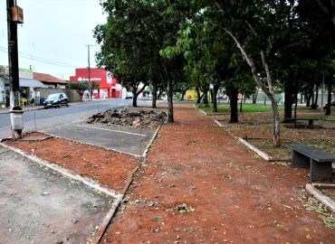 Praças da Cohab I e II e outros espaços públicos passam por revitalização