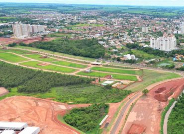 Prefeitura abre licitação para venda de seis terrenos em condomínio da cidade