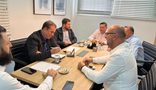 Presidente estadual do PSB, deputado Jonas Donizette recebe Hilário Ruiz para tratar de demandas de Olímpia