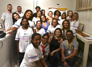 Social entrega certificados de conclusão aos alunos do Curso de Assistente de Cabeleireiro