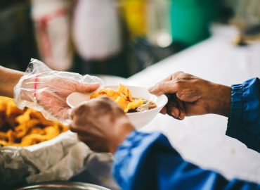 Prefeitura lança programa “Marmitaria Social” para garantir alimentação aos moradores em vulnerabilidade