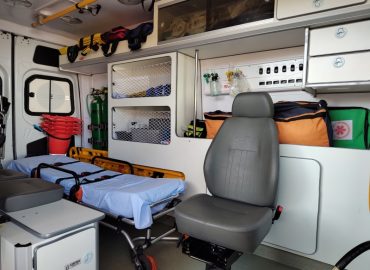 Nova ambulância, equipamentos e parceria com a GCM melhoram atendimento de urgência