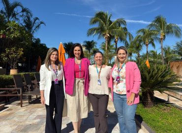 Força feminina: mulheres são maioria no Hot Beach Parques & Resorts e gerenciam os 4 resorts