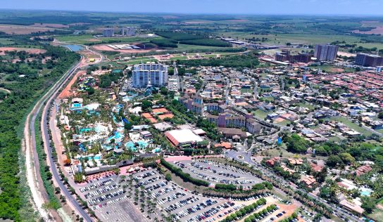 Olímpia projeta alta temporada recorde com expectativa de receber mais de 1,1 milhão de turistas entre dezembro e janeiro