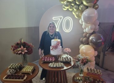 BRILHO, ELEGÂNCIA E AFETO EM MONTE AZUL PAULISTA