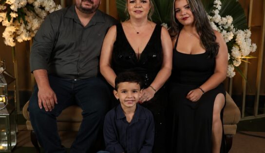 Brilho e Elegância: Parabéns, Cintia Helena