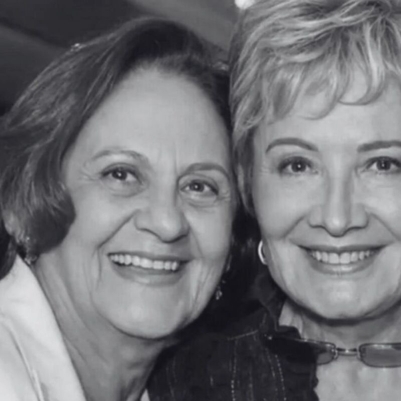 CRÔNICA SOCIAL: Quando o pano desce para as rainhas da cena