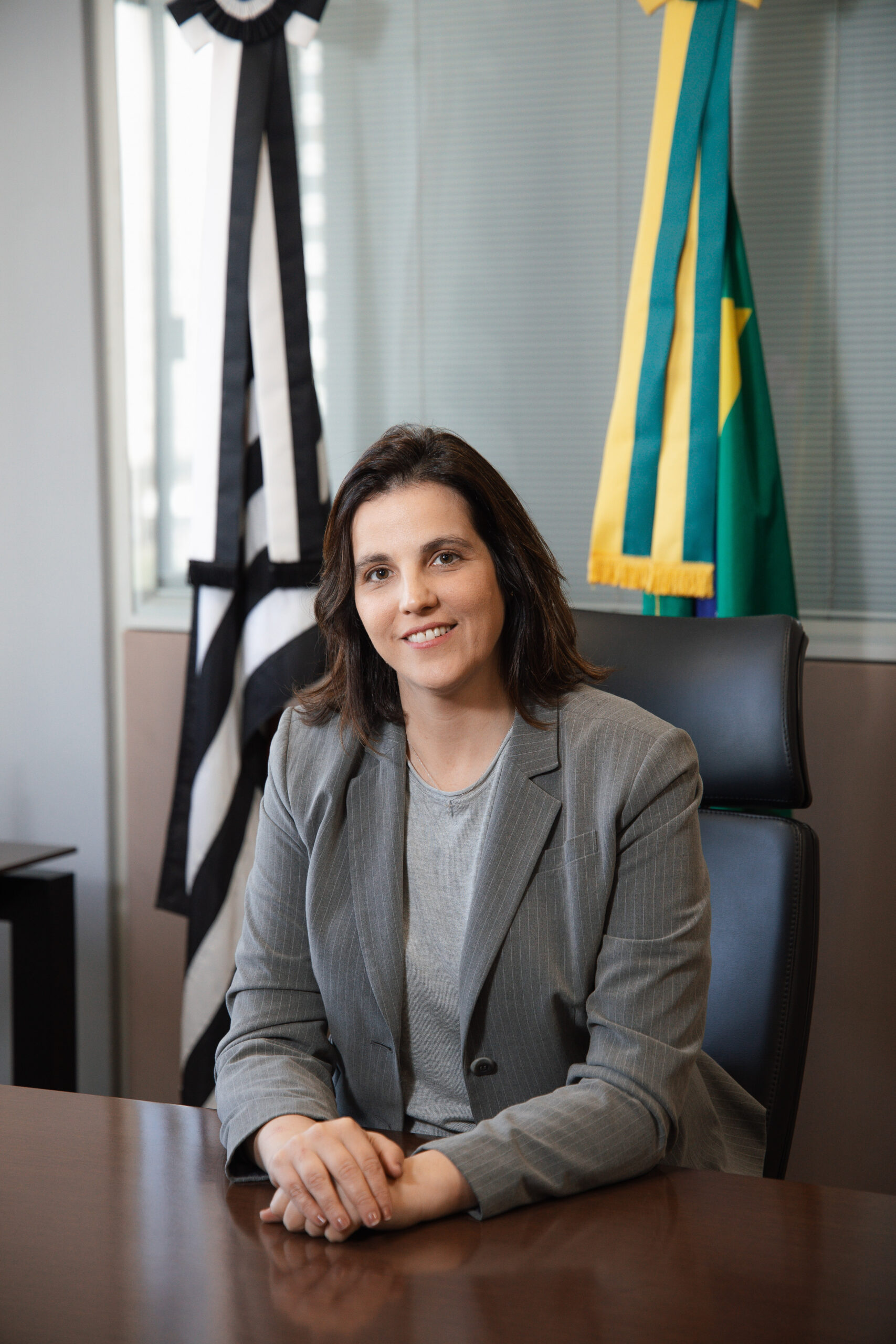 A EXCELÊNCIA DA LIDERANÇA: UMA HOMENAGEM A ANA BISELLI AIDAR